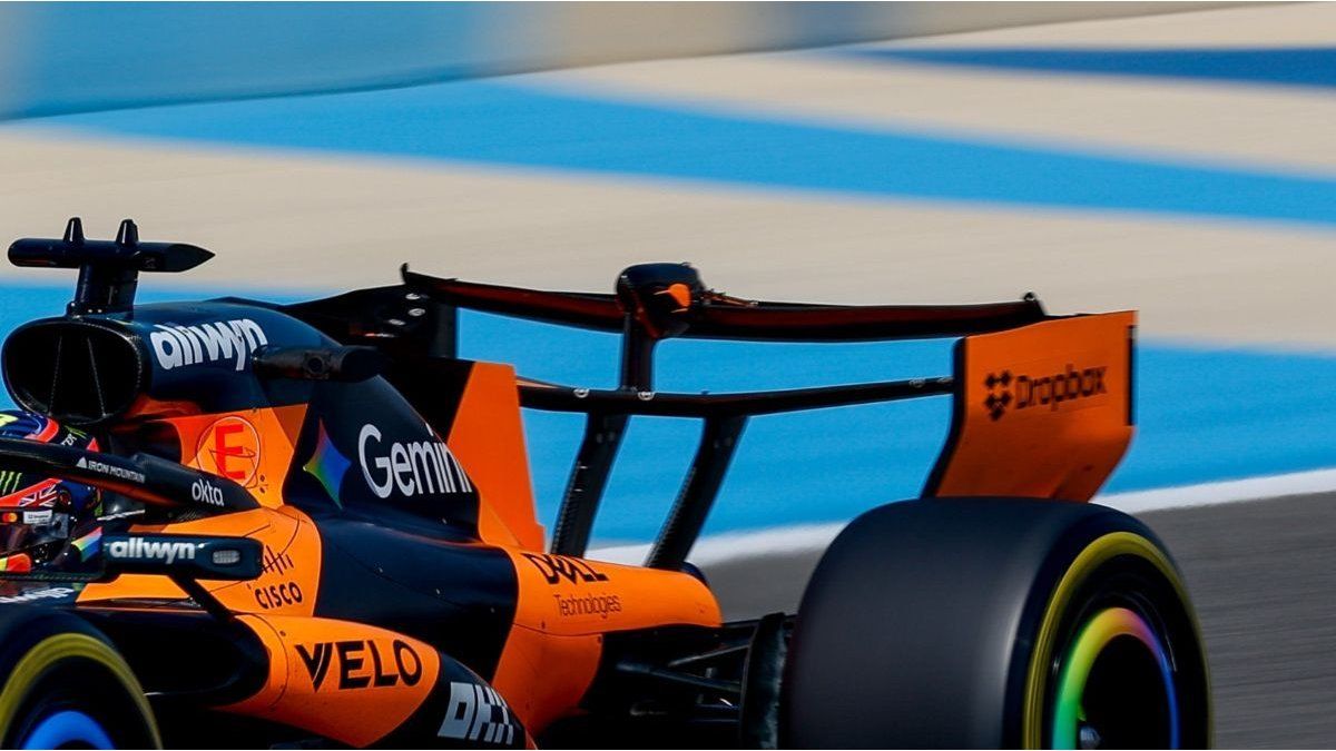 McLaren venderá cinco autos históricos de F1: uno fue probado por Brad Pitt