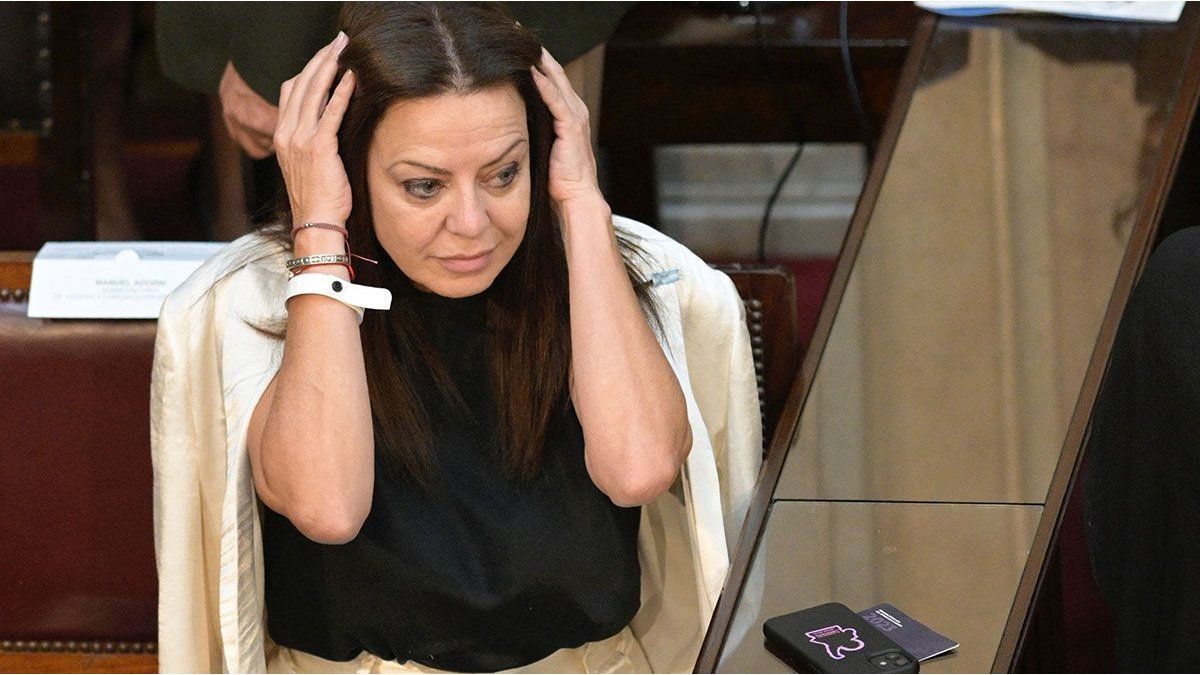 Paro docente: el Gobierno tensiona con los sindicatos y advierte supervisión del cumplimiento del 75%