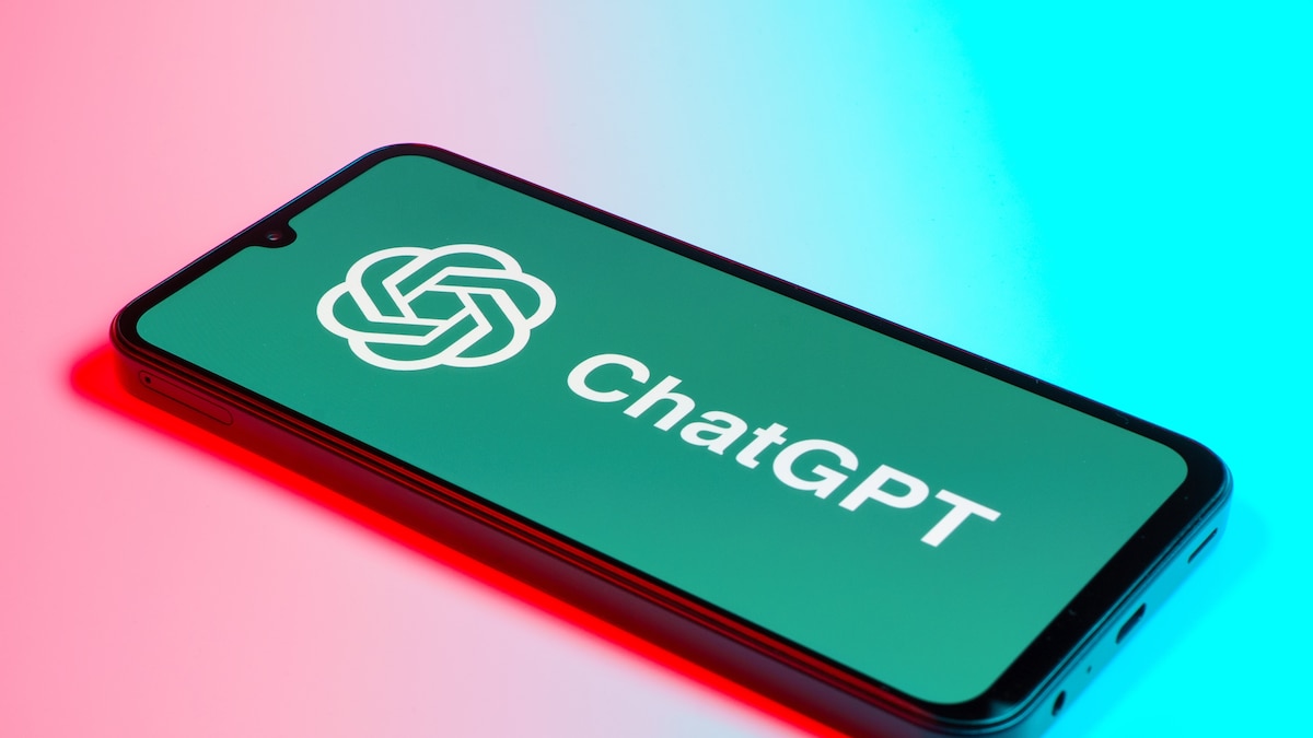 OpenAI suspende sus planes de lanzar un chatbot erótico dentro de ChatGPT